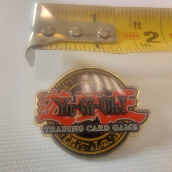 1996 Yugioh Upper Deck Trading Card Pin - Picture 4 of 4